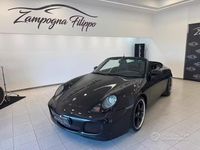 Usata Porsche 911 Carrera 4 Cabriolet 300 CV (220 kW) 2000 Nero Cabrio
