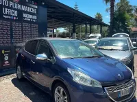 Usata Peugeot 208 Allure 82 CV (60 kW) 2013 Blu Utilitaria