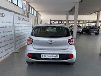 Usata Hyundai i10 Style 67 CV (49 kW) 2017 Argento Utilitaria