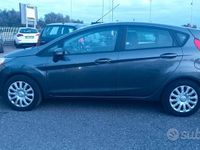 Usata Ford Fiesta Business Edition 75 CV (55 kW) 2017 Grigio Berlina