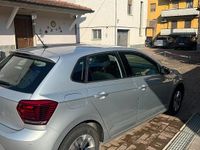 Usata VW Polo 95 CV (69 kW) 2019 Grigio Berlina