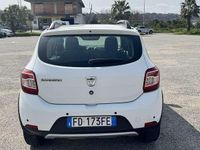 Usata Dacia Sandero Prestige 90 CV (66 kW) 2016 Berlina