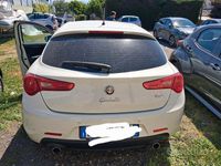 Usata Alfa Romeo Giulietta Quadrifoglio 2011 Bianco Utilitaria