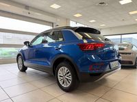 Usata VW T-Roc Life 150 CV (110 kW) 2023 Blu/azzurro SUV