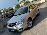 Usata Fiat Freemont Lounge 140 CV (102 kW) 2013 Grigio SUV
