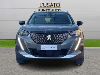 Usata Peugeot 2008 Allure 131 CV (96 kW) 2022 Grigio scuro SUV