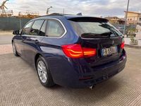 Usata BMW 318 Advantage 150 CV (110 kW) 2018 Blu Station wagon
