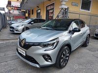 Usata Renault Captur Techno 91 CV (66 kW) 2023 Grigio SUV