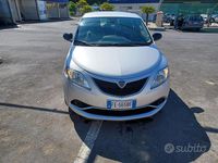 Usata Lancia Ypsilon 2016 Grigio Utilitaria