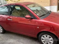 Usata Lancia Ypsilon 60 CV (44 kW) 2005 Rosso Utilitaria