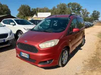 Usata Ford Tourneo Courier 75 CV (55 kW) 2014 Rosso Monovolume