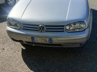 Usata VW Golf IV 101 CV (74 kW) 2002 Grigio Berlina