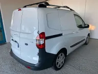 Usata Ford Transit Courier Trend 101 CV (74 kW) 2016 Bianco Furgone