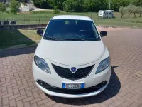 Gebraucht Lancia Ypsilon Gold 69 PS (50 kW) 2021 Weiß Kleinwagen
