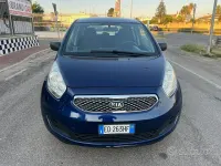 Usata Kia Venga 90 CV (66 kW) 2010 Bluazzurro Utilitaria