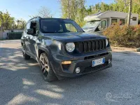 Usata Jeep Renegade Night Eagle 131 CV (96 kW) 2022 Grigio SUV