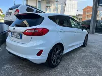 Usata Ford Fiesta ST-Line 86 CV (63 kW) 2018 Bianco Utilitaria