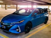 Begagnad Toyota Prius 98 HK (72 kW) 2017 Blå Sedan