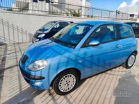 Usata Lancia Ypsilon 70 CV (51 kW) 2003 Blu Utilitaria