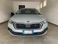 Usata Skoda Octavia Executive 150 CV (110 kW) 2022 Grigio Station wagon