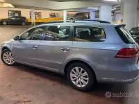 Usata VW Passat Highline 140 CV (102 kW) 2012 Blu Station wagon