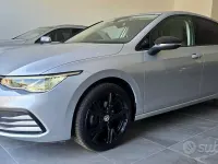 Usata VW Golf VIII Style 150 CV (110 kW) 2020 Grigio Berlina