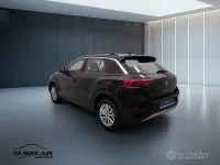 Usata VW T-Roc Life 116 CV (85 kW) 2025 Nero SUV