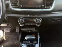 Usata Kia Stonic 100 CV (73 kW) 2022 Bianco SUV