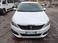 Usata Peugeot 308 SW 120 CV (88 kW) 2018 Bianco Station wagon