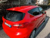 Usata Ford Fiesta 75 CV (55 kW) 2019 Rosso Utilitaria