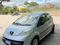 Usata Peugeot 107 68 CV (50 kW) 2007 Grigio Utilitaria