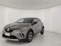 Usata Renault Captur Techno 101 CV (74 kW) 2023 Grigio SUV
