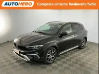 Usata Fiat Tipo Cross 101 CV (74 kW) 2021 Nero Berlina