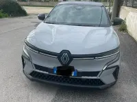 Usata Renault Mégane 55 kW (75 CV) 2023 Grigio Berlina
