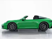 Usata Porsche 911 480 CV (353 kW) 2022 Verde metallizzato Cabrio