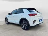 Usata VW T-Roc R-line 150 CV (110 kW) 2022 Bianco pastello SUV