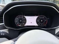 Usata Jaguar XF R-Dynamic 204 CV (150 kW) 2021 Blu/azzurro Berlina