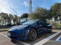 Usata Tesla Model 3 366 kW (498 CV) 2021 Blu Berlina
