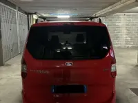 Usata Ford Tourneo Courier 101 CV (74 kW) 2018 Rosso Monovolume