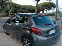 Usata Peugeot 208 82 CV (60 kW) 2017 Grigio Utilitaria