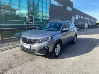 Usata Peugeot 3008 Business-Line 120 CV (88 kW) 2017 Grigio SUV