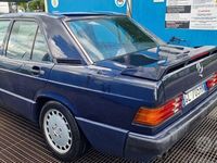 Usata Mercedes 190 166 CV (122 kW) 1991 Blu Berlina