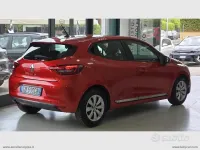 Usata Renault Clio V Zen 101 CV (74 kW) 2020 Rosso Berlina