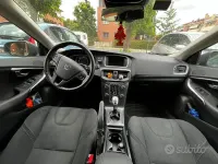 Usata Volvo V40 2012 Grigio Utilitaria
