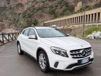 Usata Mercedes GLA200 Executive 136 CV (100 kW) 2018 Bianco SUV