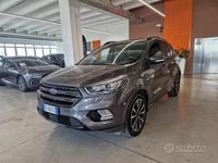 Usata Ford Kuga ST 120 CV (88 kW) 2020 Grigio SUV
