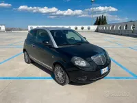 Usata Lancia Ypsilon 75 CV (55 kW) 2011 Utilitaria
