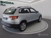 Usata Skoda Karoq Executive 116 CV (85 kW) 2021 Grigio SUV