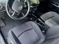 Usata Toyota Prius Active 98 CV (72 kW) 2022 Bianco Utilitaria
