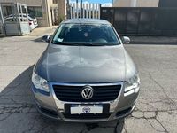 usata VW Passat 1.6 16V FSI Comfortline usato